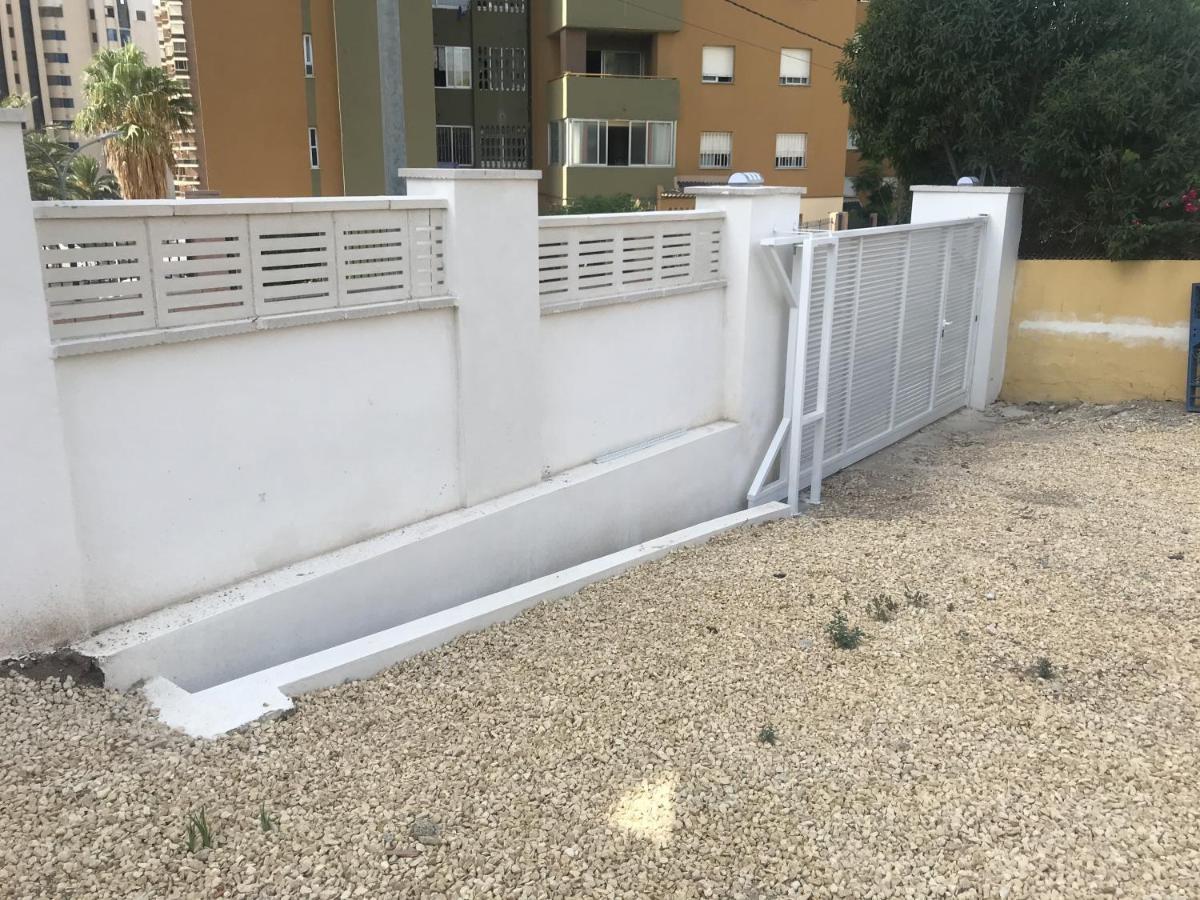 Casa Mya Con Terreno Privado Y Parking Compartido - A 800M De Playa Poniente Villa Benidorm Ngoại thất bức ảnh