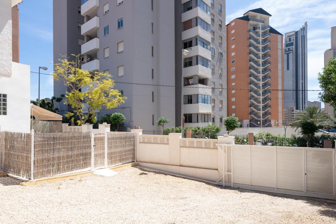 Casa Mya Con Terreno Privado Y Parking Compartido - A 800M De Playa Poniente Villa Benidorm Ngoại thất bức ảnh