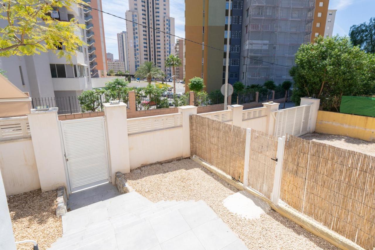 Casa Mya Con Terreno Privado Y Parking Compartido - A 800M De Playa Poniente Villa Benidorm Ngoại thất bức ảnh